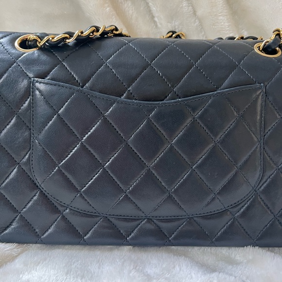 Chanel Quilted Caviar Medium Classic Double Flap Bag 24K GHW - Picture 6 of 12